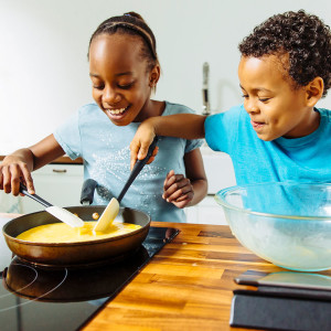 kids-making-eggs-gettyimages-573106649_4